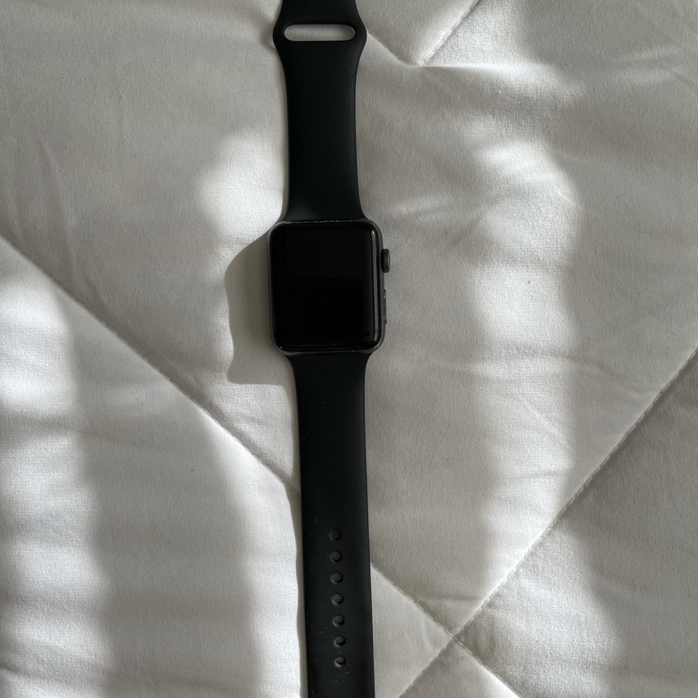 Apple Watch - image 1